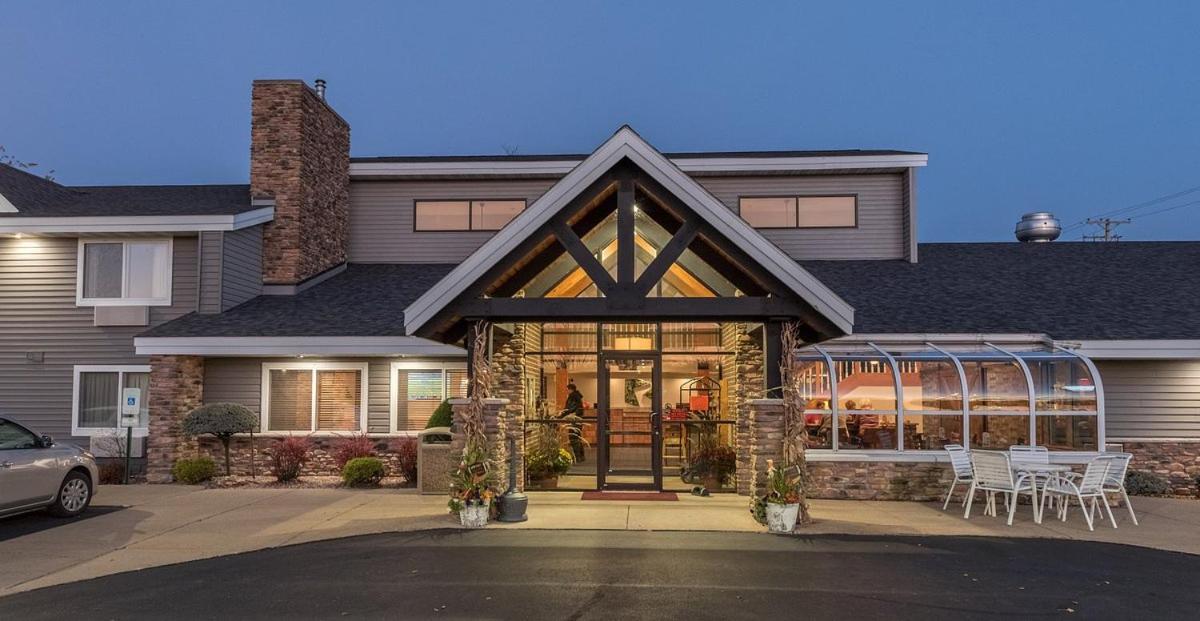 River District Hotel Prairie du Chien Bagian luar foto