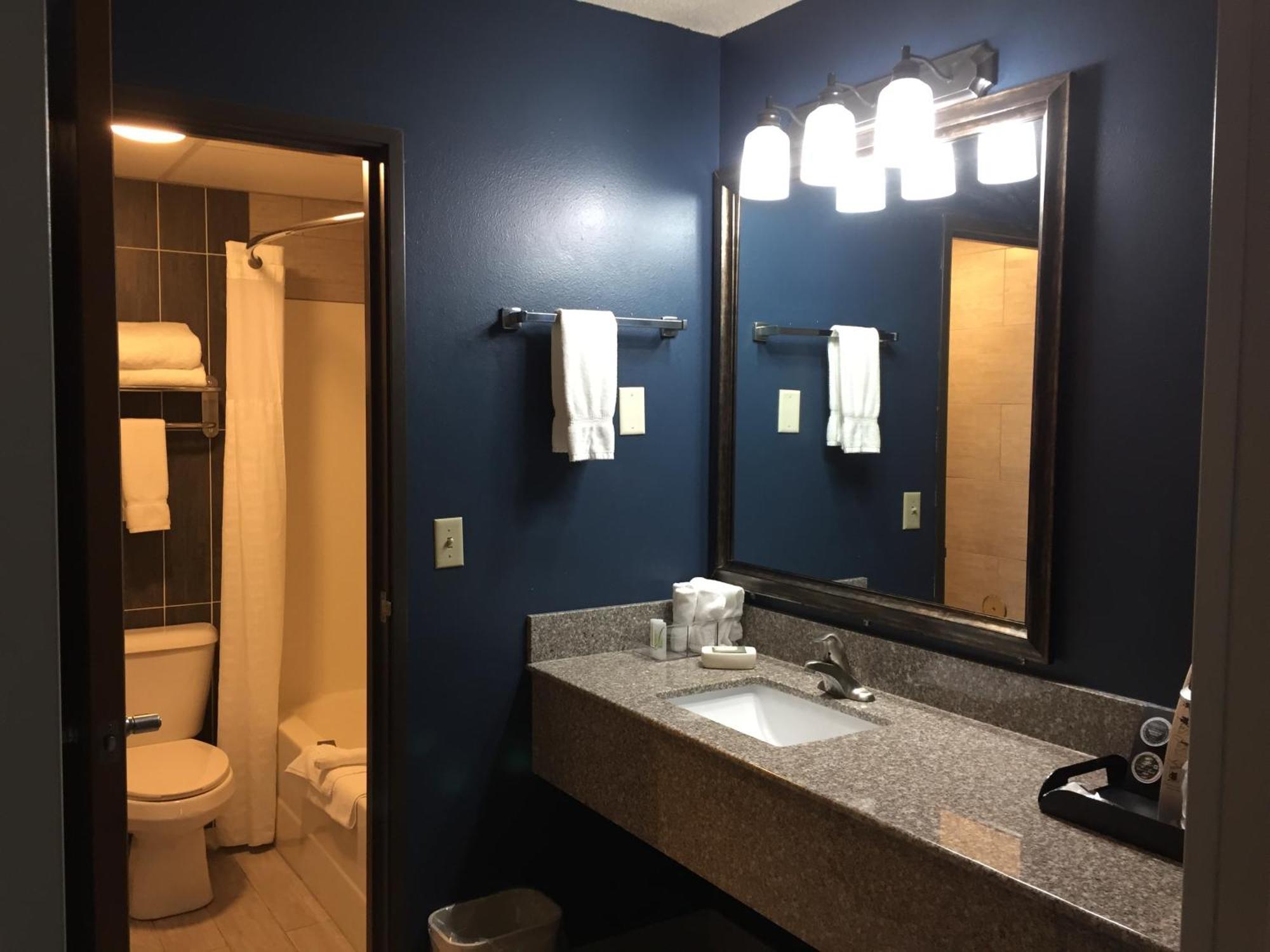 River District Hotel Prairie du Chien Bagian luar foto